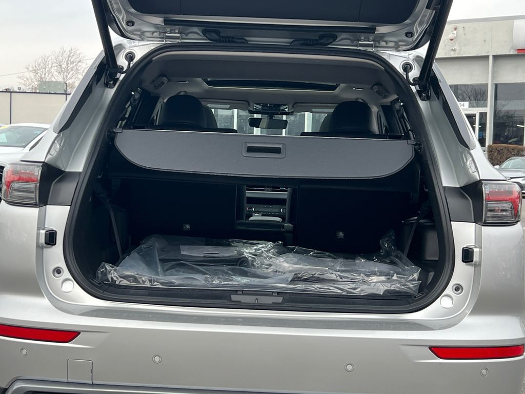 2026 Mitsubishi Outlander SE - Photo 12