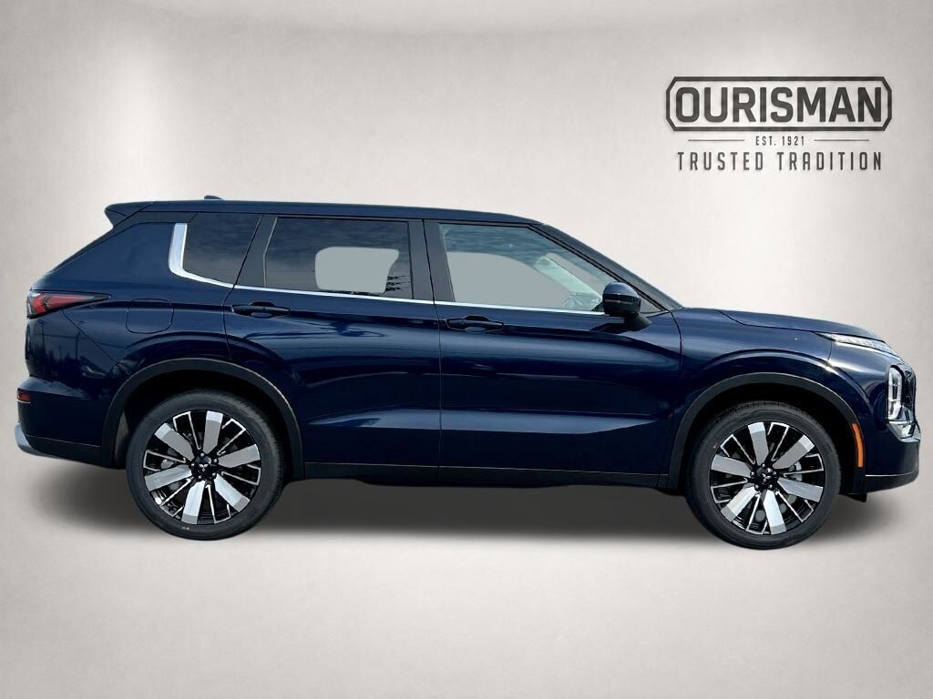 New 2026 Mitsubishi Outlander SE SUV