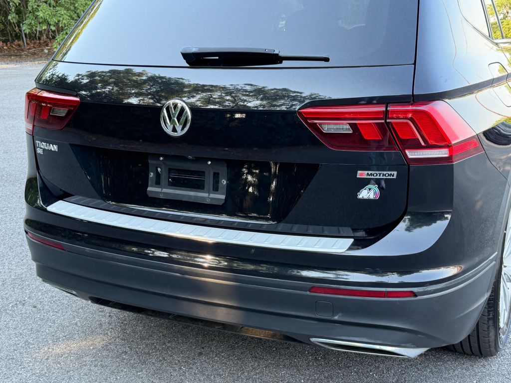 2019 Volkswagen Tiguan SE - Photo 12