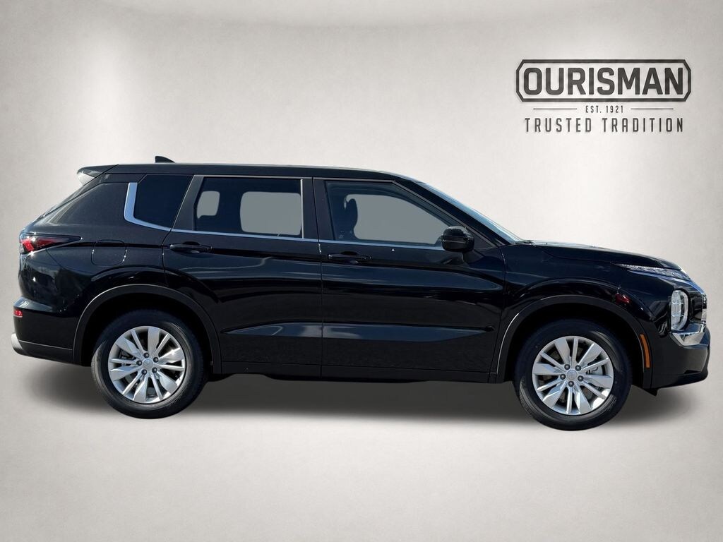 New 2026 Mitsubishi Outlander ES SUV