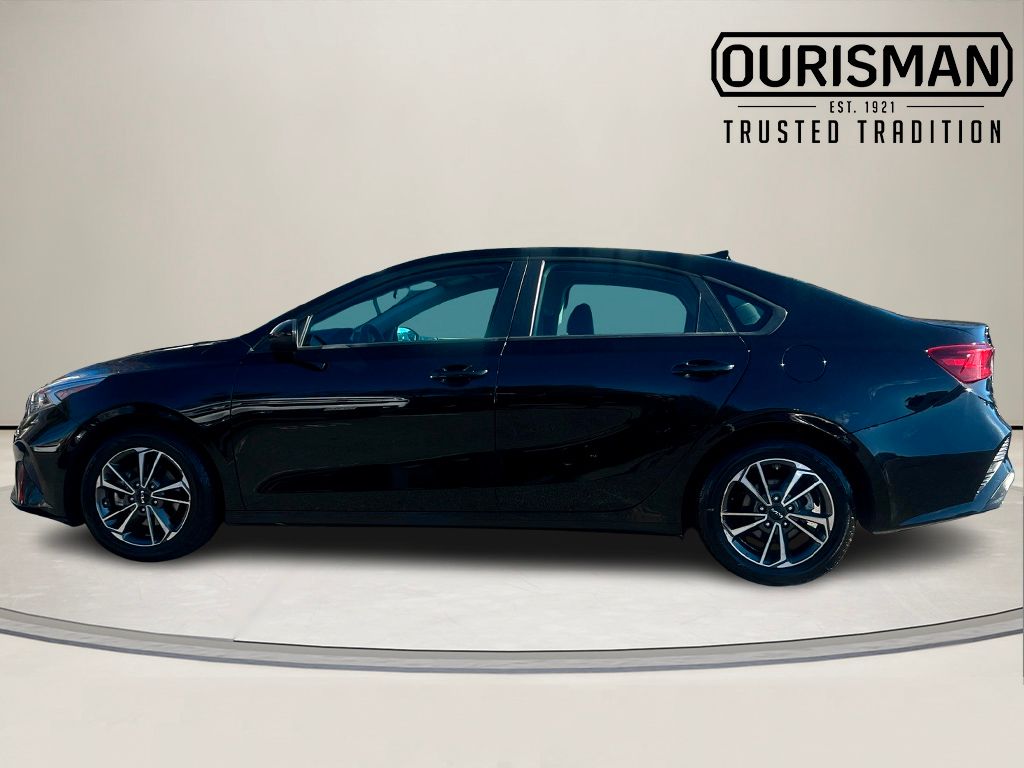 Used 2023 Kia Forte LXS with VIN 3KPF24AD4PE582330 for sale in Marlow Heights, MD