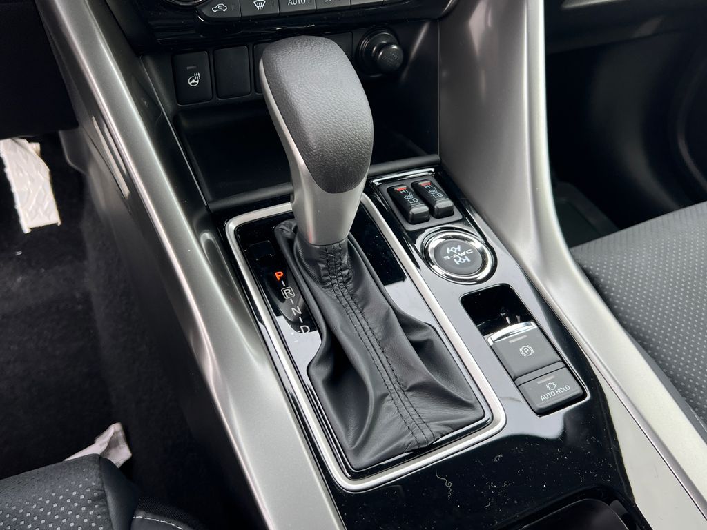 2026 Mitsubishi Eclipse Cross Black Edition - Photo 23