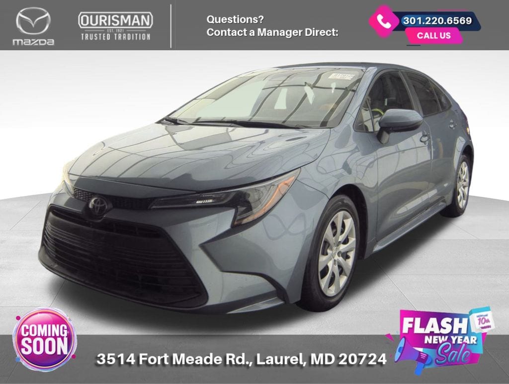 2024 Toyota Corolla LE's photo