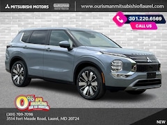 2025 Mitsubishi Outlander SE SUV