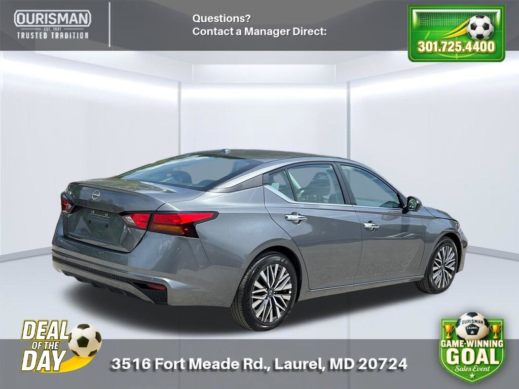 Used 2025 Nissan Altima SV Sedan