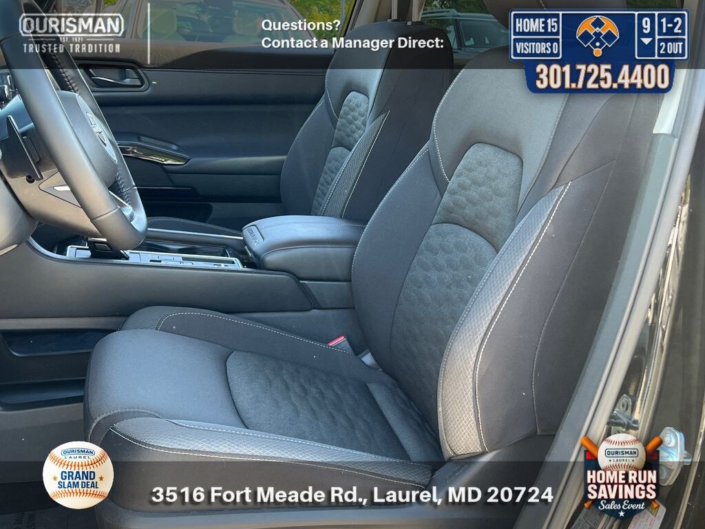 Used 2025 Nissan Pathfinder SV SUV