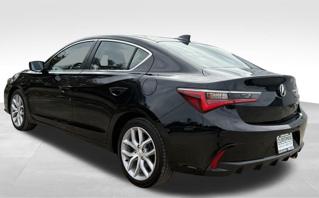 2019 Acura ILX Base photo 3