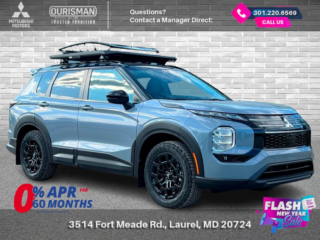 2025 Mitsubishi Outlander Trail Edition's photo