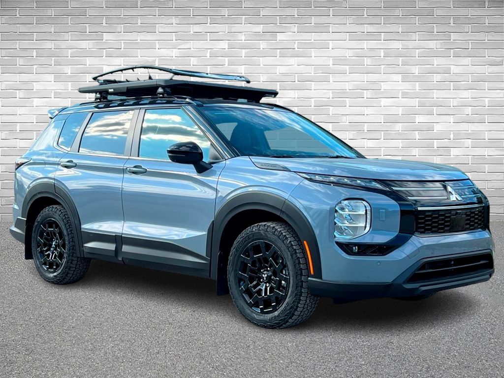 2025 Mitsubishi Outlander Trail Edition S-AWC's photo