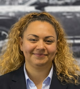 Staff member Magaly Mangandi from ID_d96335