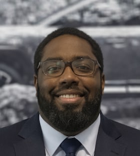 Staff member Larry Coleman from ID_d96335