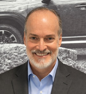 Staff member David Nosel from ID_855567