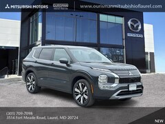 2025 Mitsubishi Outlander SE SUV