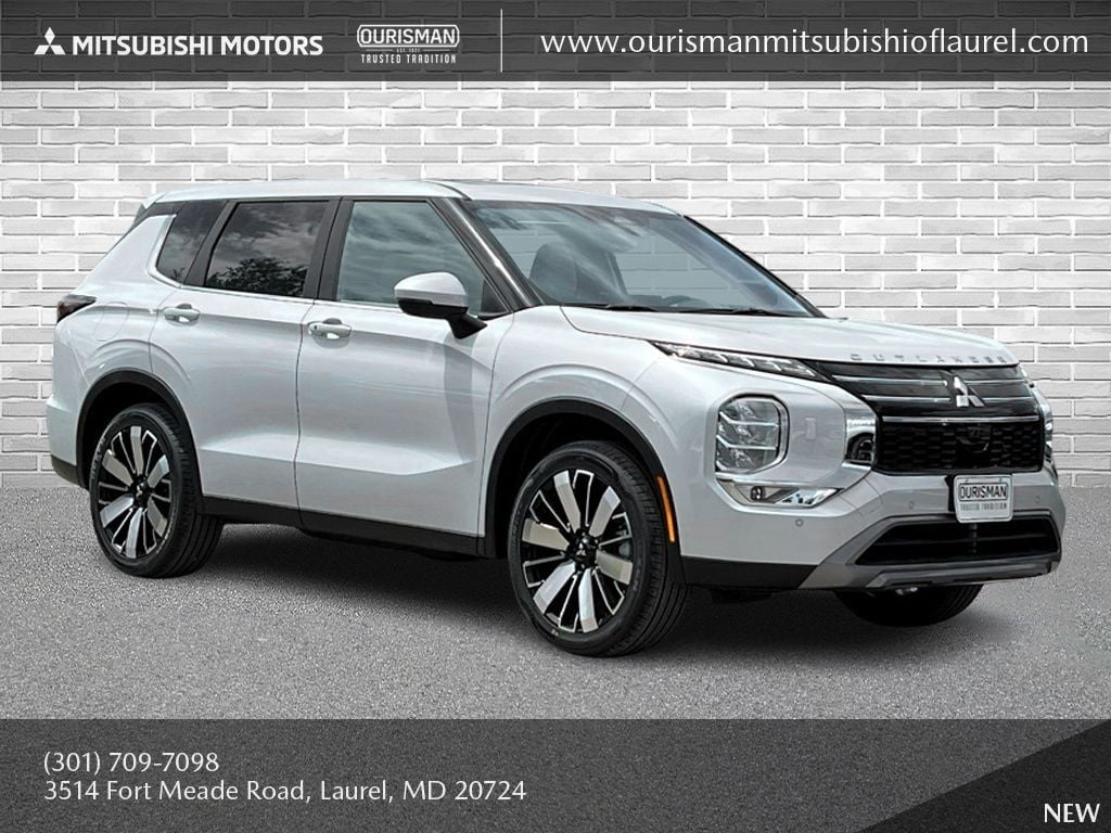 2025 Mitsubishi Outlander SE