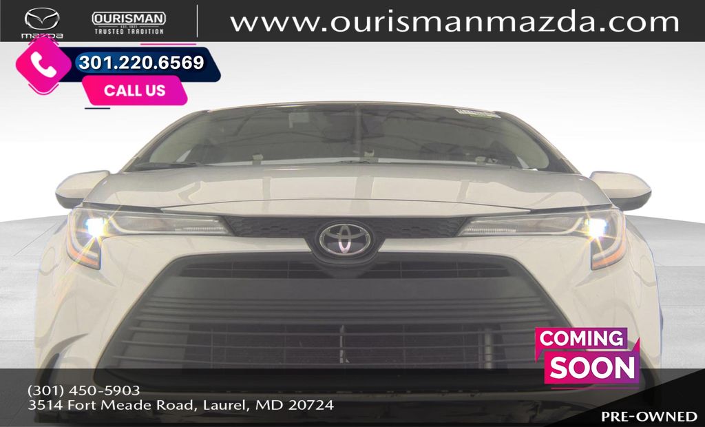2023 Toyota Corolla LE photo 3