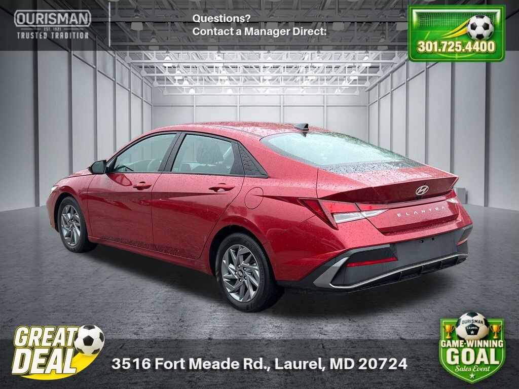 Used 2024 Hyundai Elantra SEL Sedan