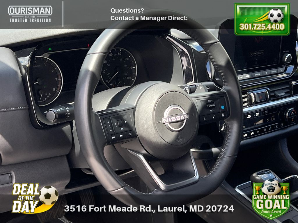 2025 Nissan Pathfinder SV - Photo 10