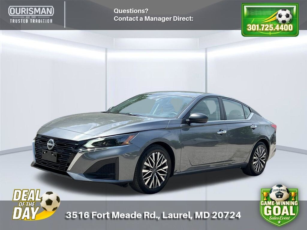 Used 2025 Nissan Altima SV Sedan