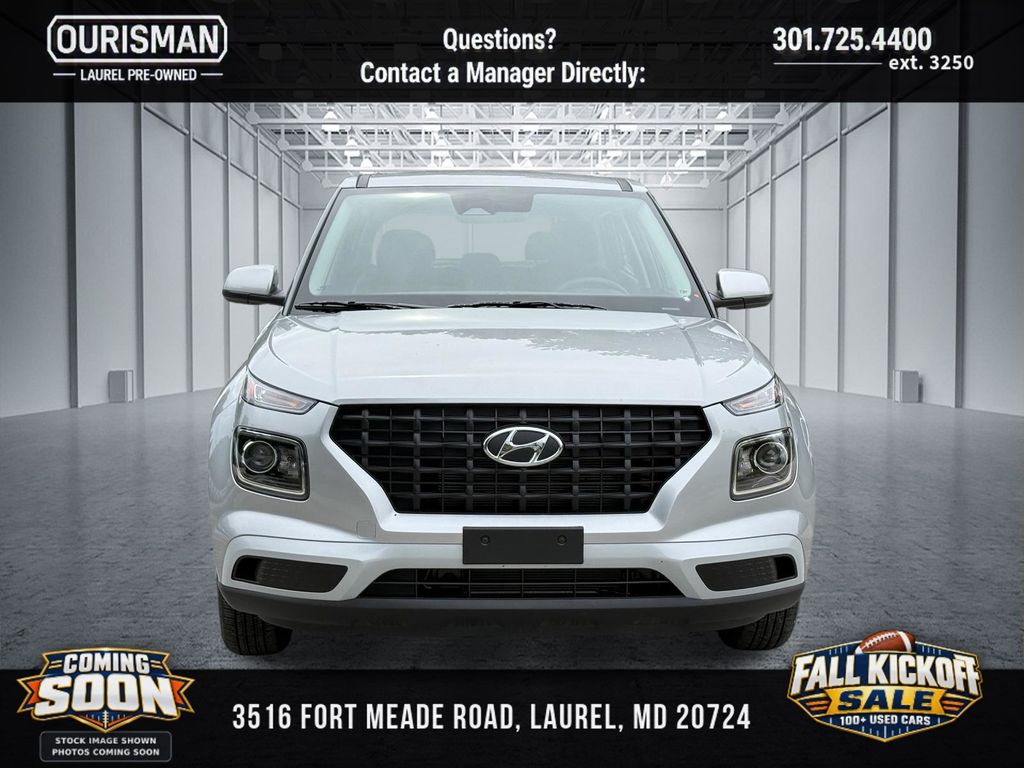 Certified 2025 Hyundai Venue SE SUV