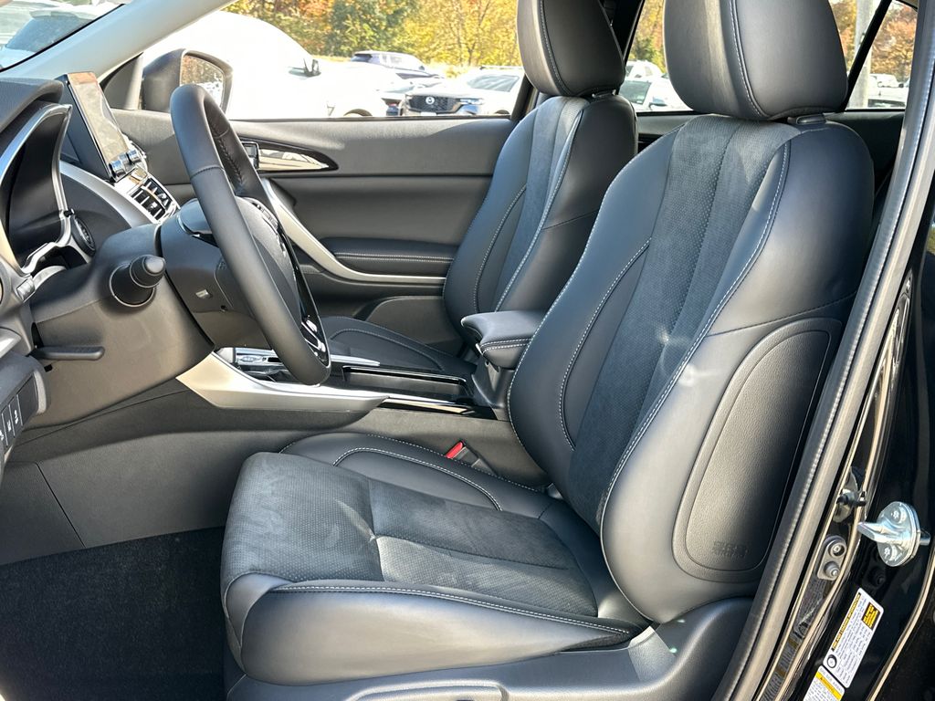 2026 Mitsubishi Eclipse Cross SE - Photo 6