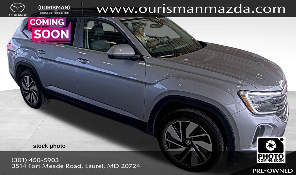 2024 Volkswagen Atlas SE Technology photo 2