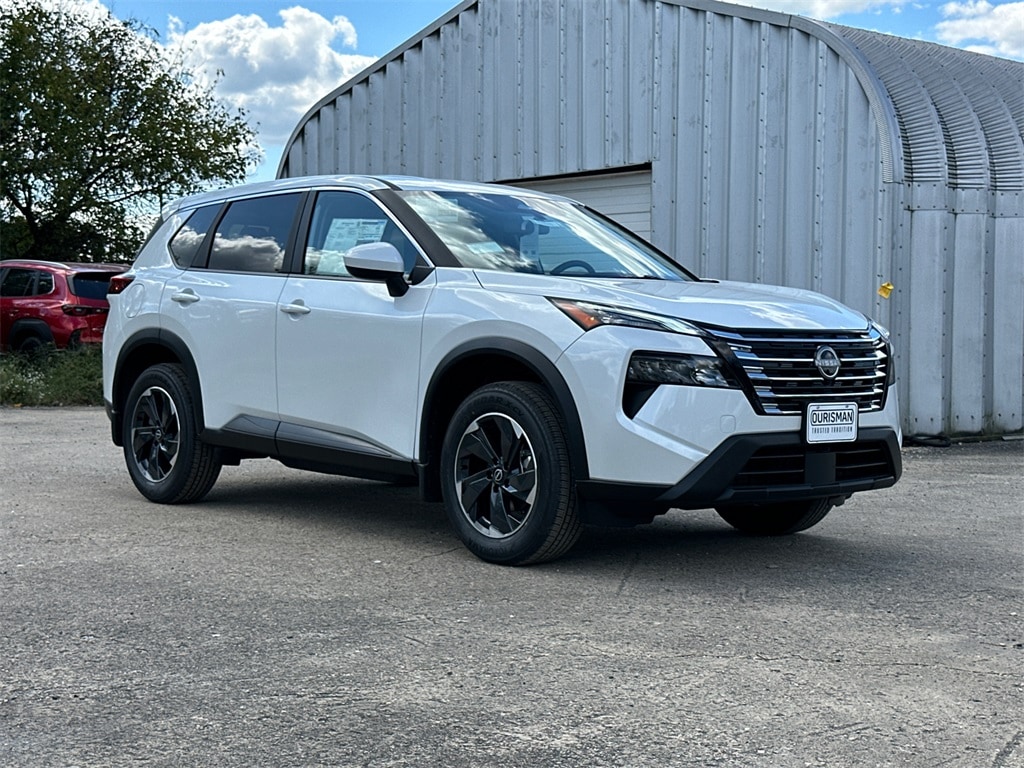 2026 Nissan Rogue SV's photo