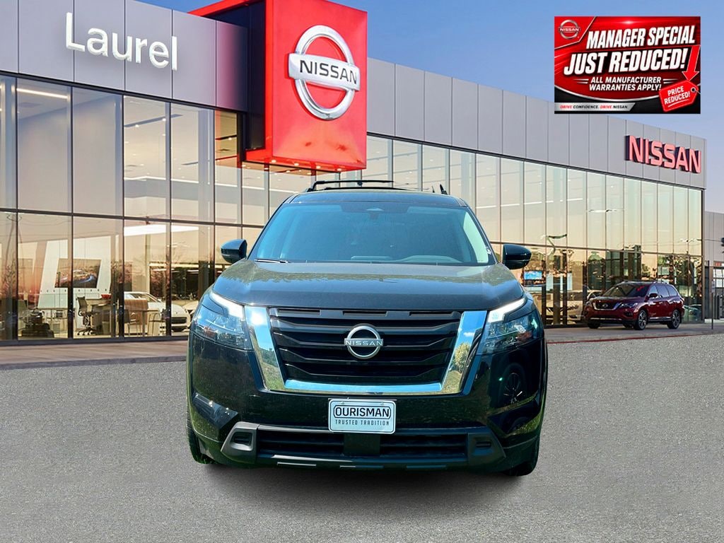 New 2025 Nissan Pathfinder SV SUV
