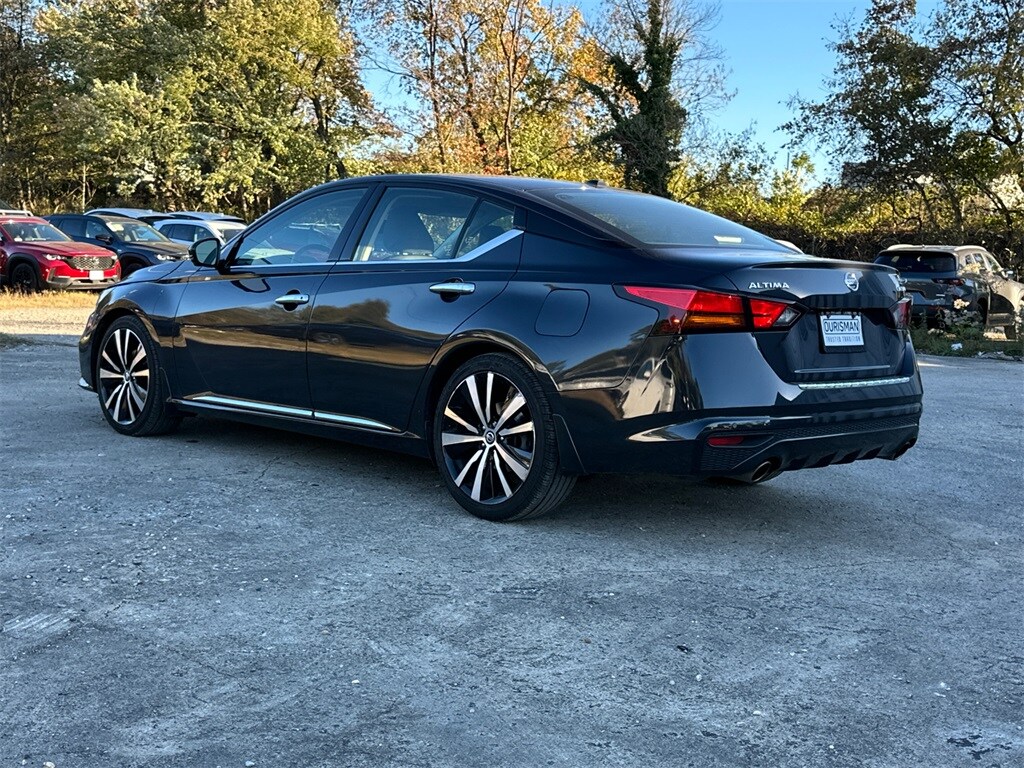 2019 Nissan Altima 2.5 Platinum photo 3