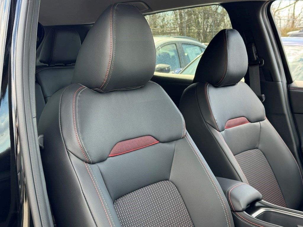 2025 Nissan Kicks SR AWD - Photo 10
