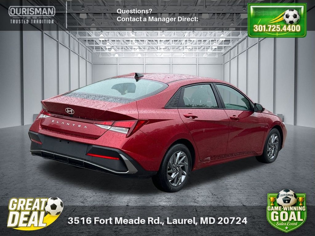 Used 2024 Hyundai Elantra SEL Sedan