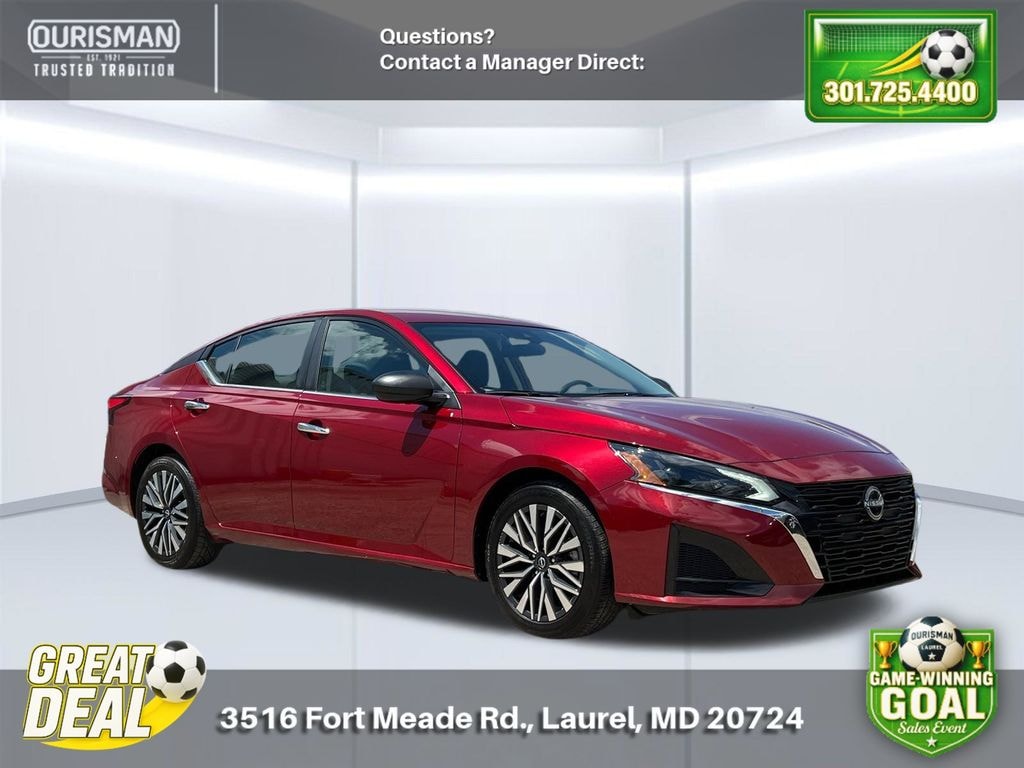 Used 2025 Nissan Altima SV Sedan