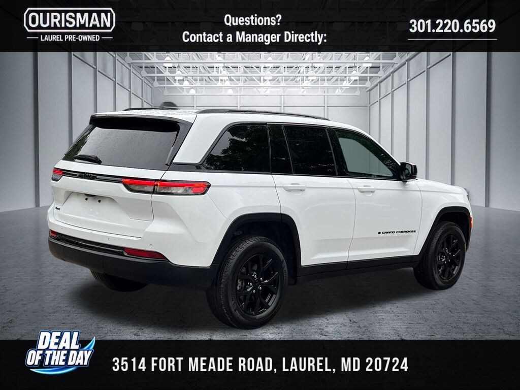Used 2025 Jeep Grand Cherokee Laredo SUV