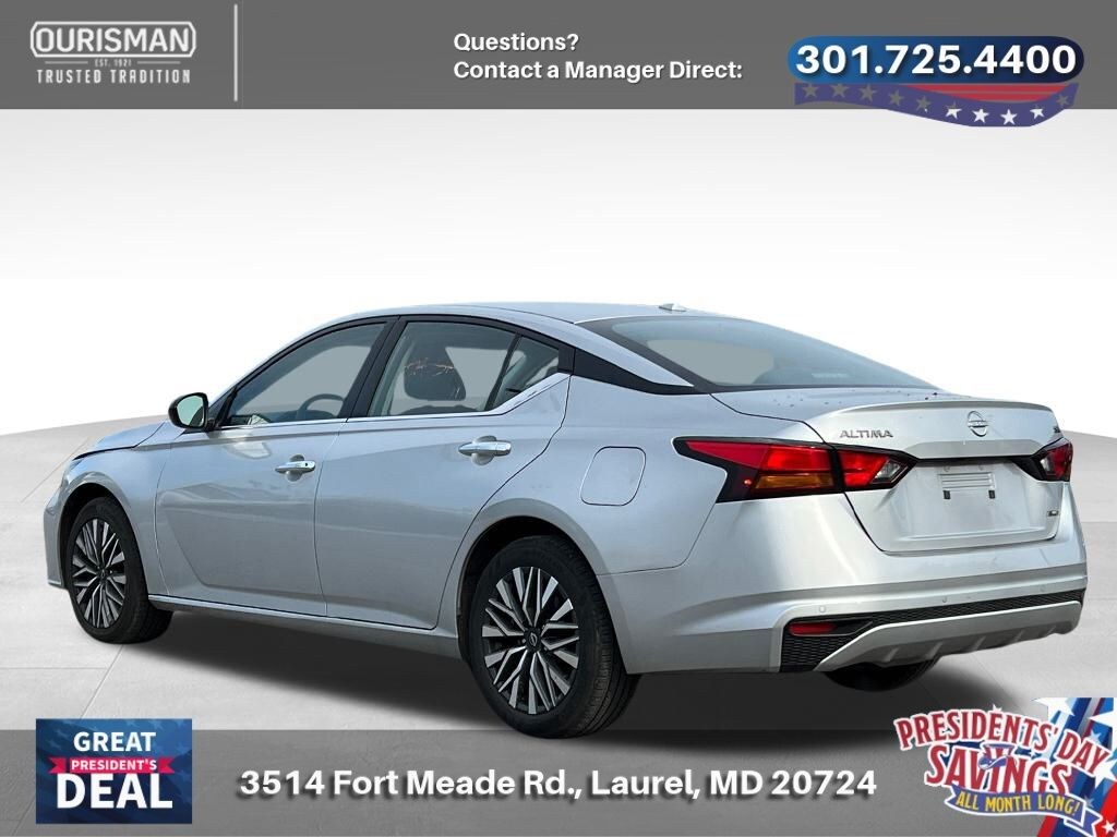 Used 2024 Nissan Altima 2.5 SV Sedan