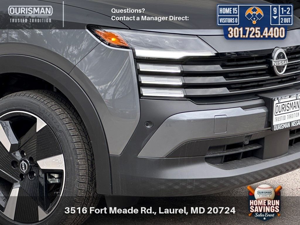 New 2025 Nissan Kicks SR SUV