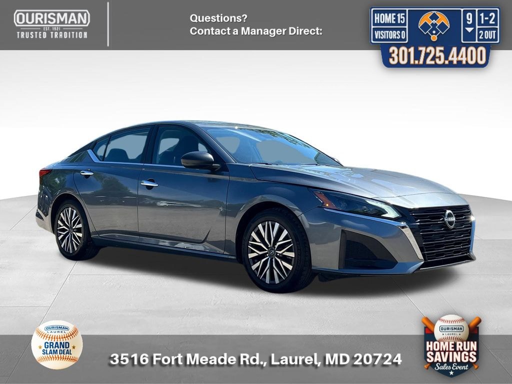Used 2025 Nissan Altima SV Sedan