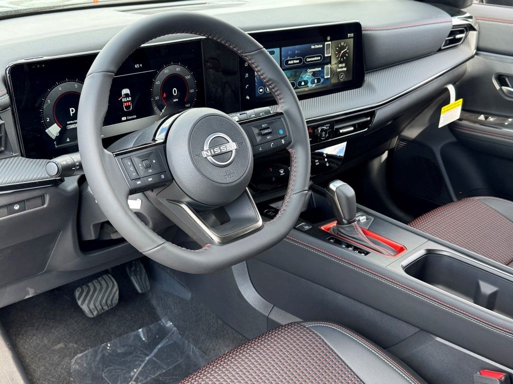 2025 Nissan Kicks SR AWD - Photo 13