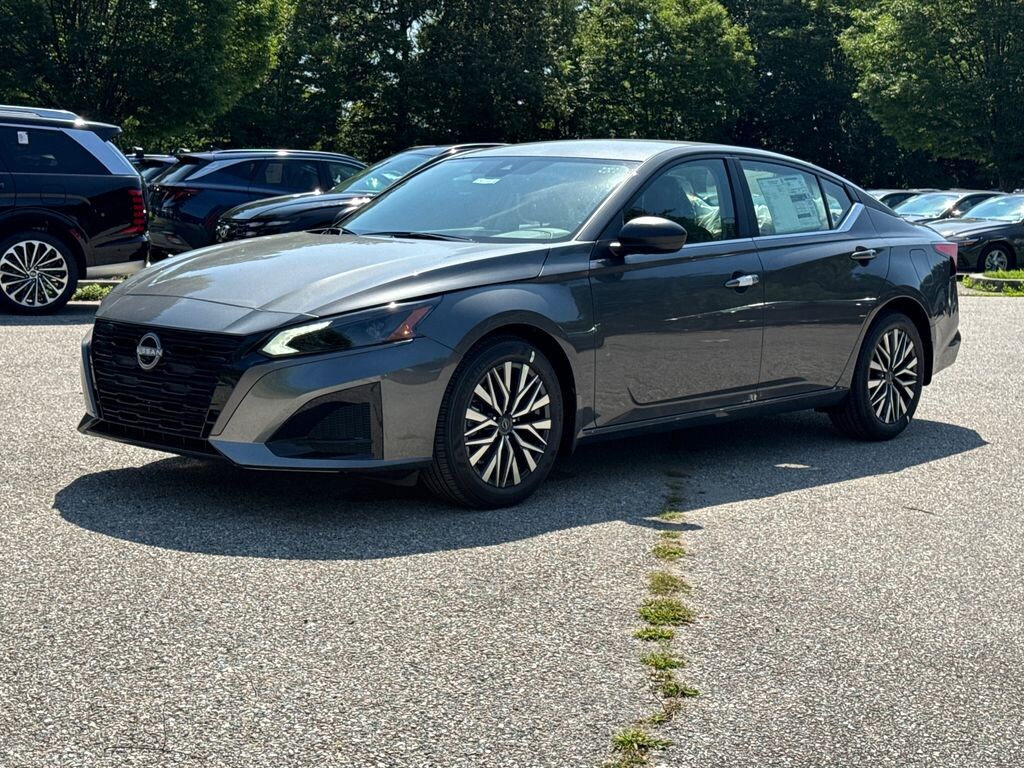 New 2026 Nissan Altima 2.5 SV Sedan