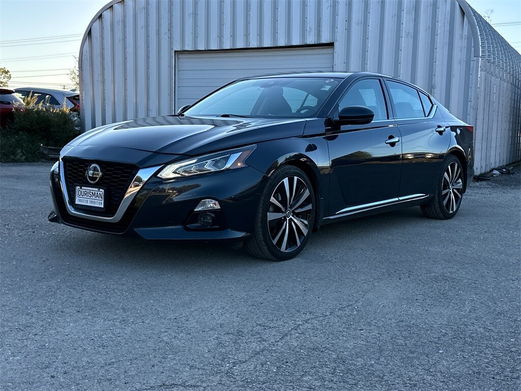 2019 Nissan Altima 2.5 Platinum photo 4