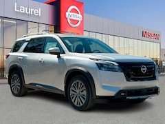 2025 Nissan Pathfinder SL SUV