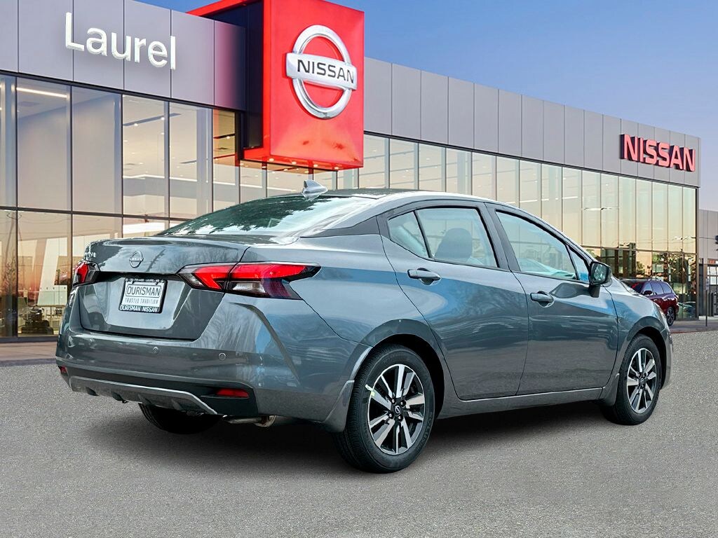 New 2025 Nissan Versa 1.6 SV Sedan