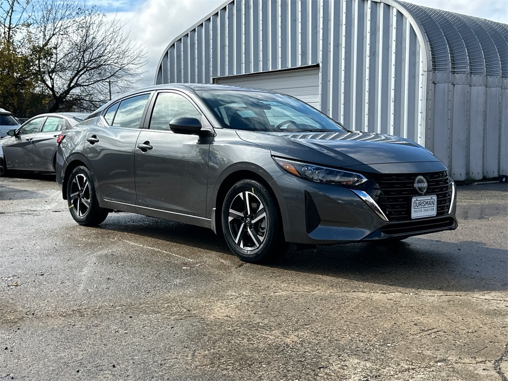 2025 Nissan Sentra SV's photo