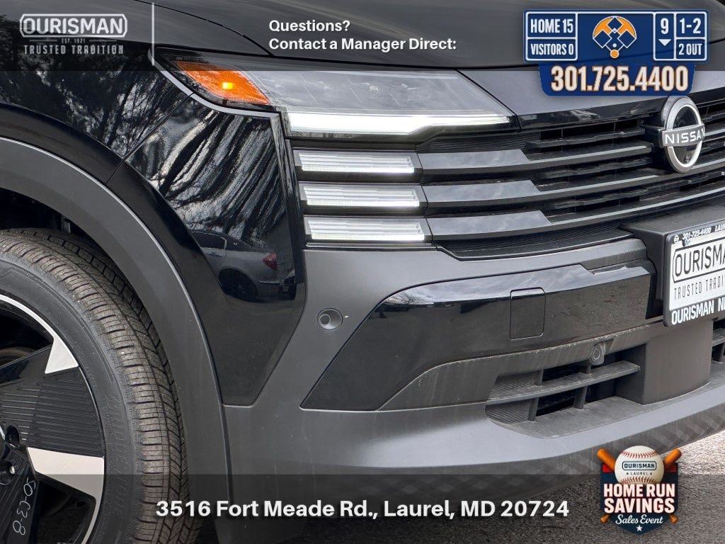 New 2025 Nissan Kicks SR SUV