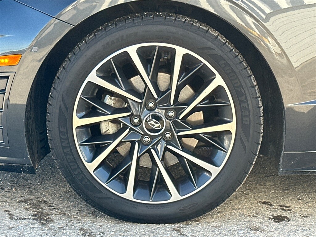 Used 2021 Hyundai Sonata Limited Sedan