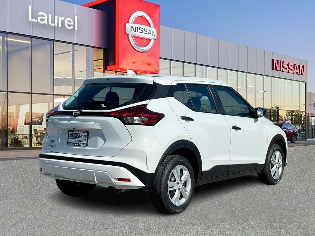 New 2025 Nissan Kicks Play S SUV