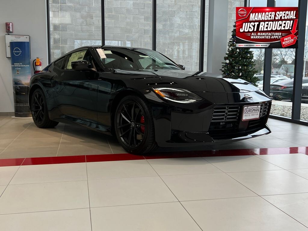 New 2025 Nissan Z Performance Coupe