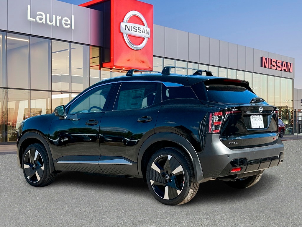 New 2026 Nissan Kicks SR SUV