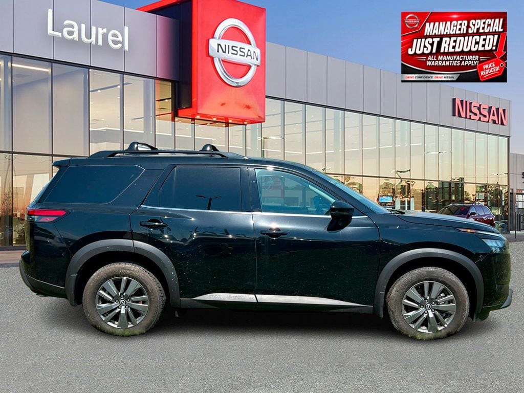 New 2025 Nissan Pathfinder SV SUV