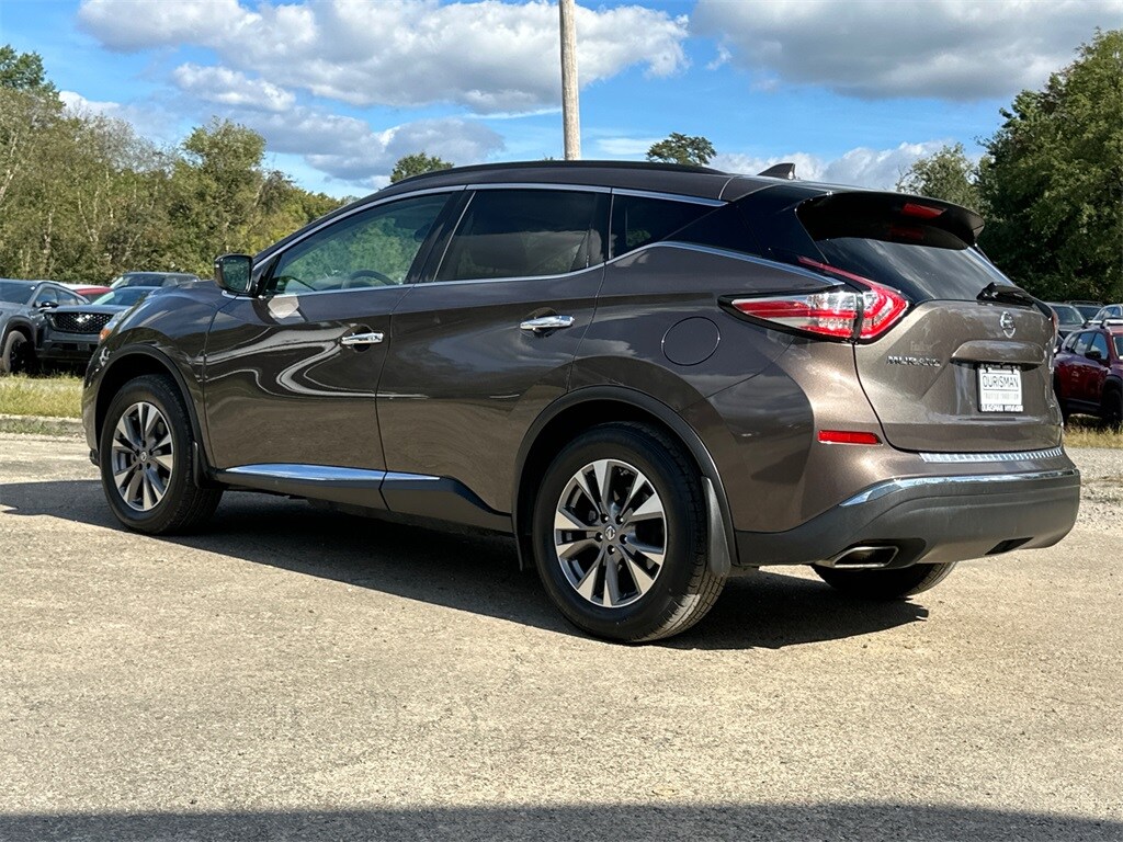 2017 Nissan Murano SV photo 3