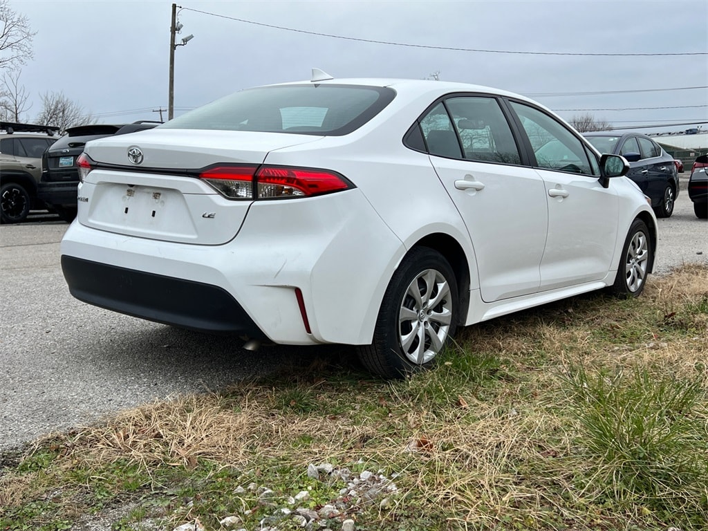 Used 2023 Toyota Corolla LE with VIN 5YFB4MDE4PP067839 for sale in Kansas City
