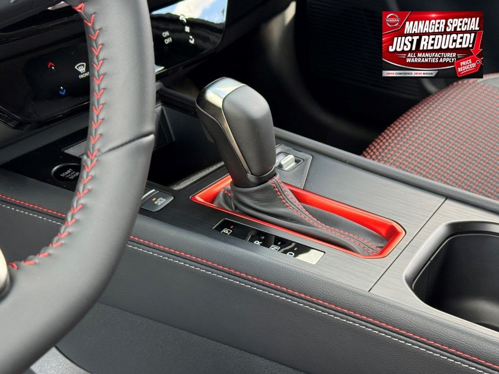 2025 Nissan Kicks SR AWD - Photo 14